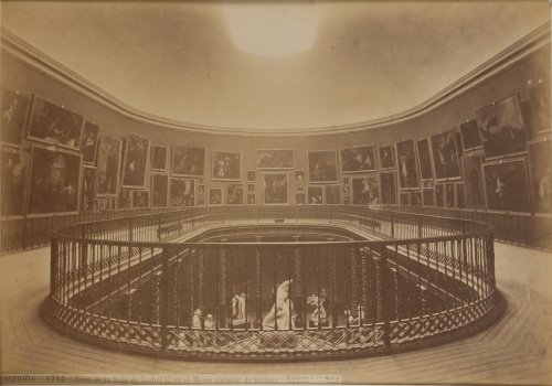 Vista de sala de Isabel II en el museo nacional de pintura 