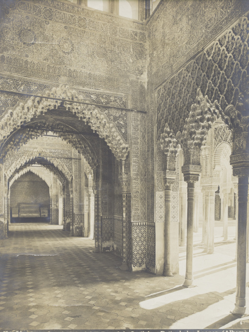 Lotes de cinco fotografías de la Alhambra de granada.