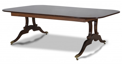 Mesa de comedor estilo Regency.S. XX