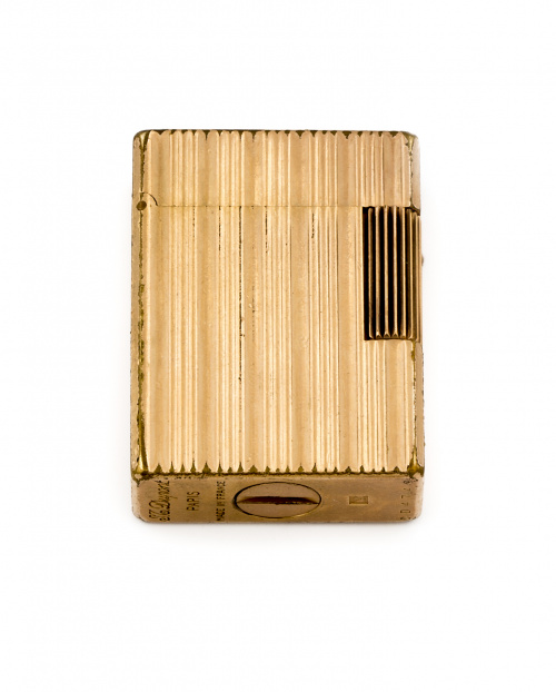 Encendedor DUPONT en plaqué or con decoración rayada vertic