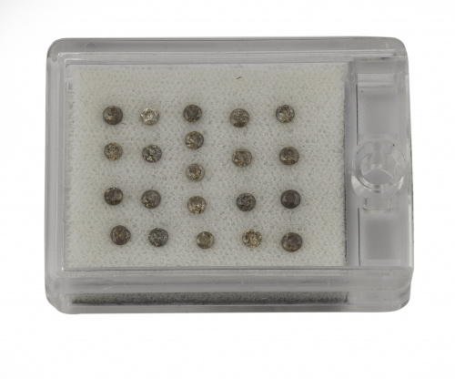 Lote formado por 90 brillantes en 6 lotes diferentes,blanco