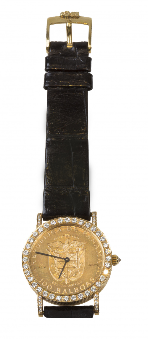 Reloj CORUM con moneda de Panamá como esfera