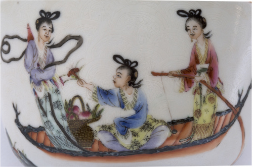 Pareja de cuencos en porcelana de la “Familia Rosa”, con es