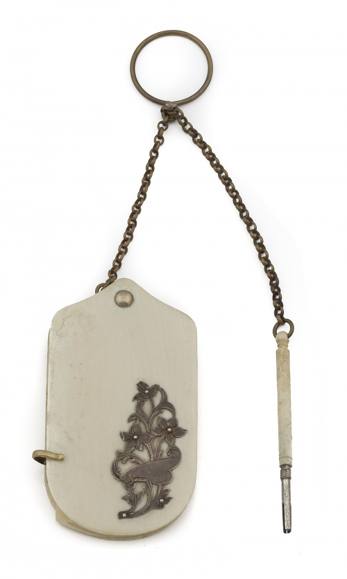 Lote formado por tarjetero y carnet de baile en marfil y pl