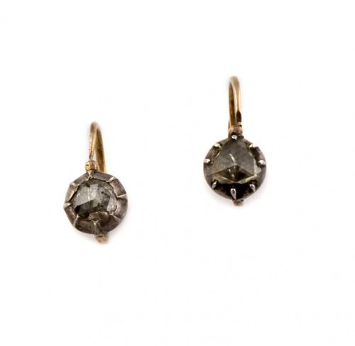 Pendientes de pp S. XIX  con diamantes de talla holandesa