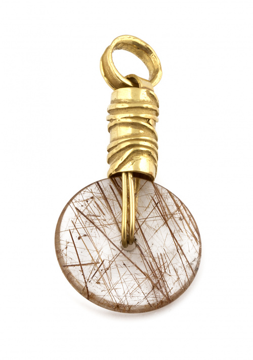 Colgante con disco de cuarzo hialino en montura con cilindr