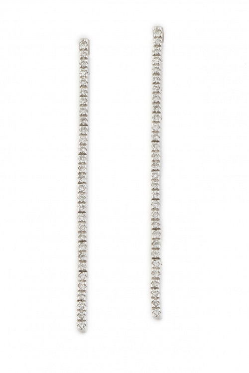 Pendientes largos con línea riviére de brillantes en oro bl