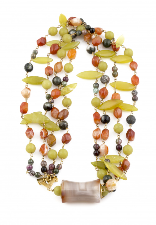Collar de cuatro hilos de ágatas, jaspe y turmalinas de dis
