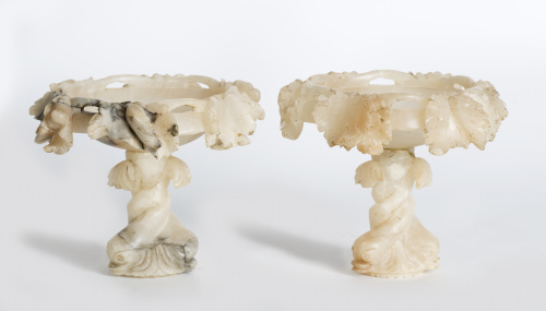 Pareja de fruteros de alabastro, primer tercio del S. XIX.