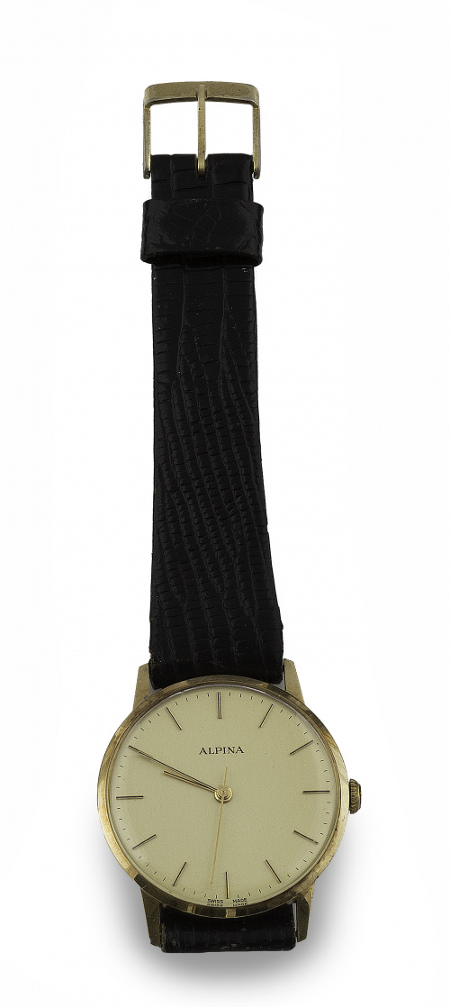 Reloj ALPINA c 1980 en oro de 14K.
