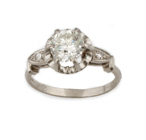 Sortija con solitario de brillante de 1,47 ct. color estima