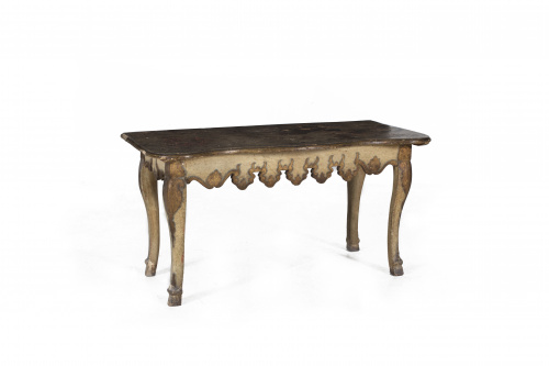 Consola Felipe V en madera tallada, policromada y dorada.E