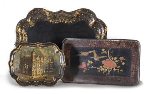 Bandeja lacada decorada con dos pájaros.China, pp. del S. 