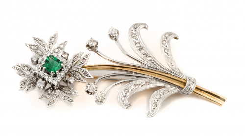 Broche flor con esmeralda central de 0,80 ct aprox e intens