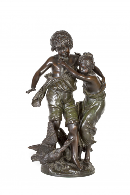 “Niños jugando con pato”Escultura en bronce.
