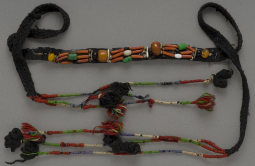 Lote formado por tres bandas frontales.