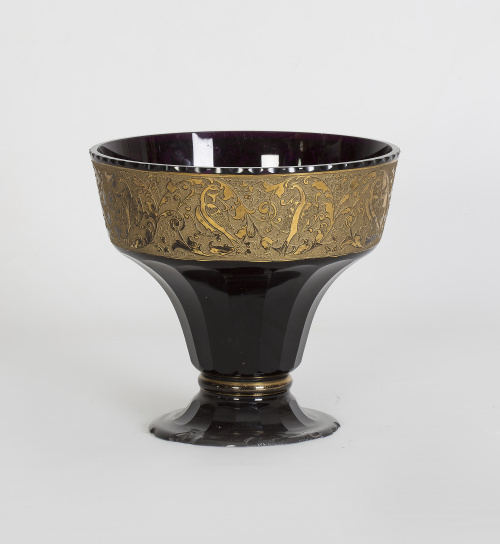 Centro de cristal Art- Decó de color amatista y friso dorad