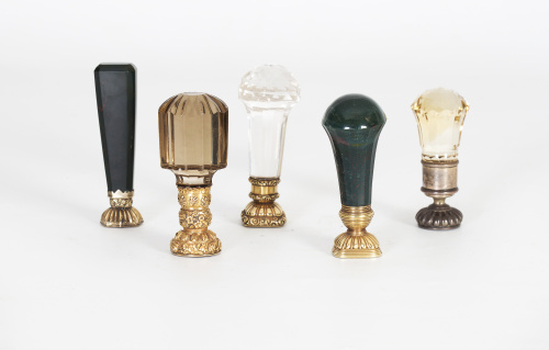 Sello de escritorio blasonado de cristal de roca con decora