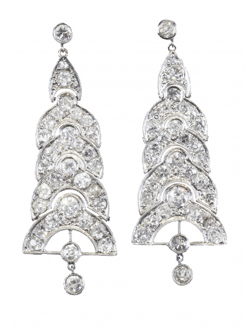 Pendientes largos Art-Decó de brillantes en formas articula
