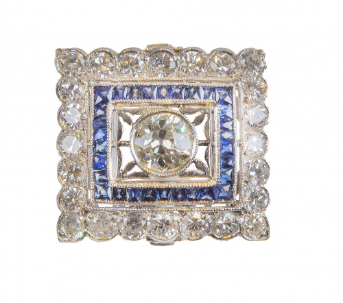 Sortija estilo Art Decó de brillantes y zafiros con un bril