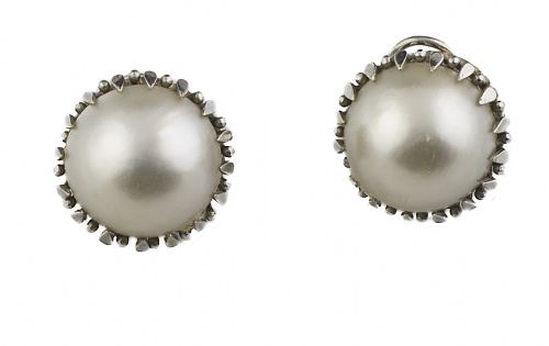 Lote formado por conjunto de pendientes y sortija y dos sor