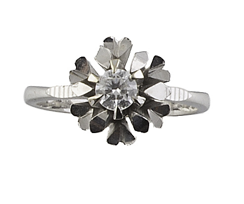 Lote formado por  pendientes de perlas, y un conjunto de pe