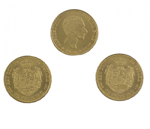Tres monedas de 25 ptas de Alfonso XII de 1876. MH. MM. Pro