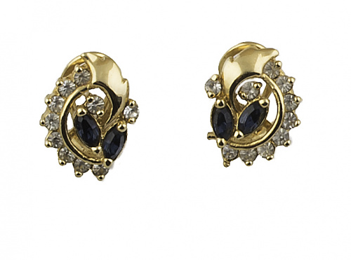 Lote de diez piezas de bisutería de distintas épocas