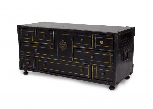 Pequeña papelera en madera ebonizada con fileteado de hueso