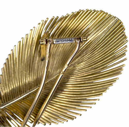 Broche “Feather” BOUCHERON Años 40 en oro rosa de 18K con b
