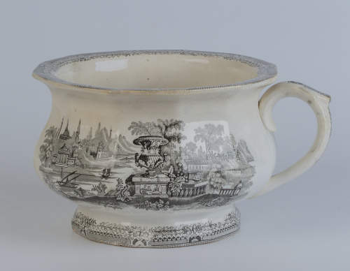 Orinal de loza estampada de negro de la serie de la góndola