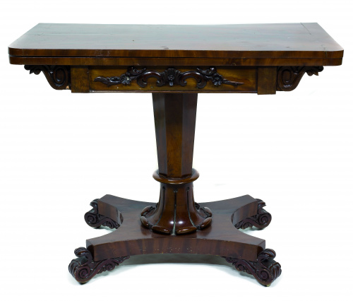 Mesa de juego William IV en madera de caoba sobre pedestal 