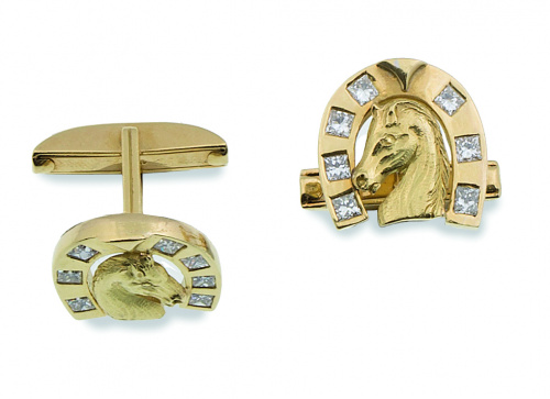 Gemelos con herraduras adornadas con siete brillantes y cab