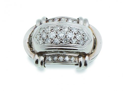 Sortija chevalier de platino y brillantes  con banda arquea