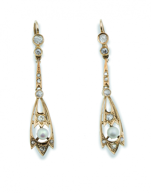 Pendientes largos de pp. S. XX con brillantes y forma colga