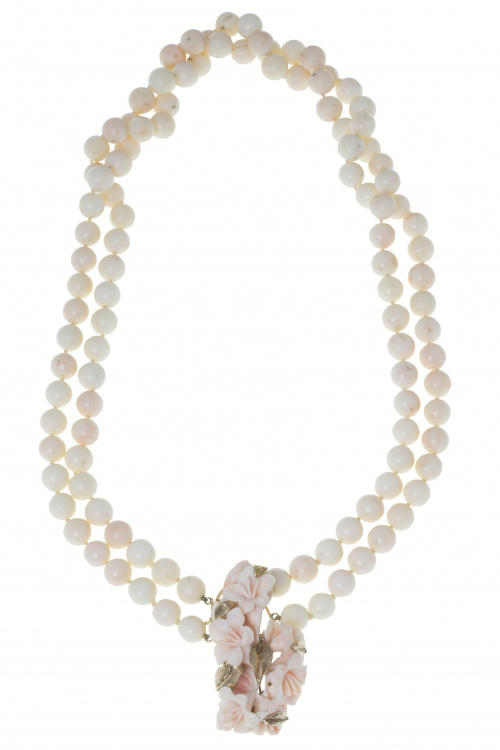 Collar de coral piel de ángel con dos hilos de cuentas esfé