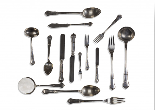 Cubetería en plata con diseño de “nudo marinero”con marcas