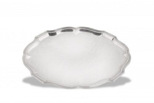 Bandeja de contorno en plata con marcas, S. XX