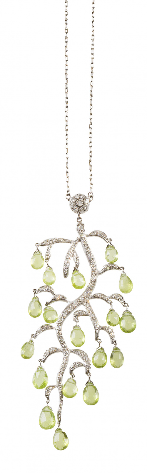Pendentif de platino con brillantes y peridotos en forma de