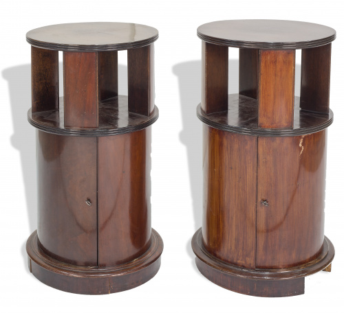 Pareja de peanas de madera de caoba, S. XX