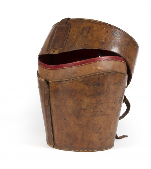 Sombrerera, de cuero y seda acolchada, para sombreros de co