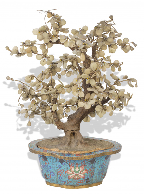 Árbol en piedras duras y base en cloissoné,Trabajo chino,