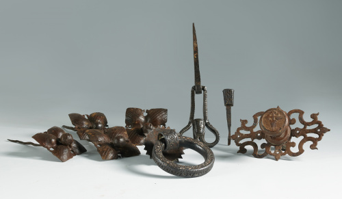 Cuatro clavos de puerta, Forja española S. XVII.