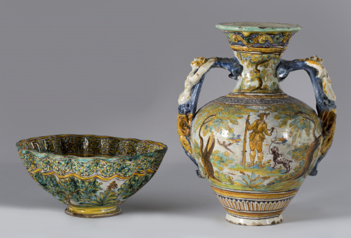 Cuenco de cerámica esmaltada de la serie policroma, con árb