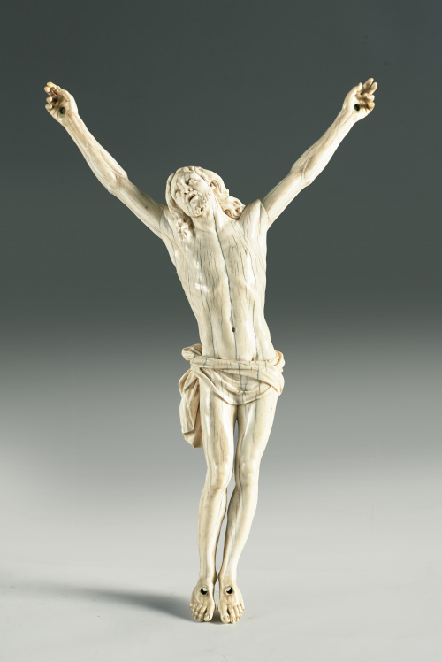 Cristo de marfil de excelente calidad.Escuela francesa, S.