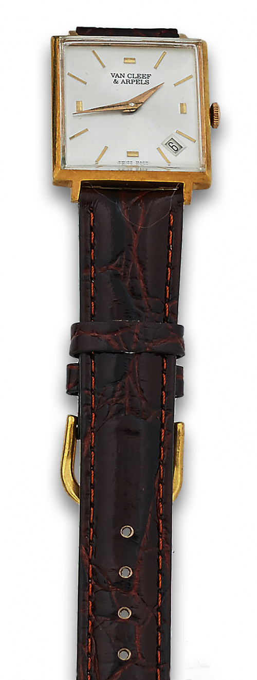 Reloj Van Cleef and Arples cuadrado años 50 chapado en oro.