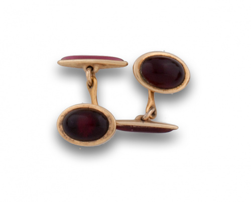 Gemelos KREMENTZ con cabuchones ovales de resina roja en me