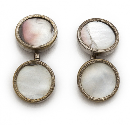 Gemelos dobles con piezas circulares de nácar en montura de