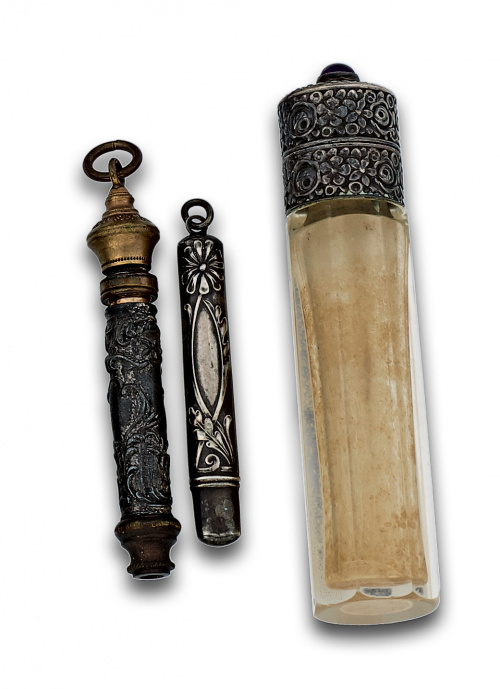 Lote de portaminas de plata y latón,lápiz colgante con fund