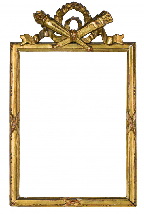 Marco de estilo Luis XVI de madera tallada y dorada, remata